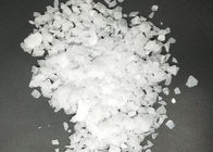 1310-73-2 Polymer Water Treatment Chemicals Caustic Soda Flakes Industry Grade 98% 99% NaOH CSF Paper / Soap Making
